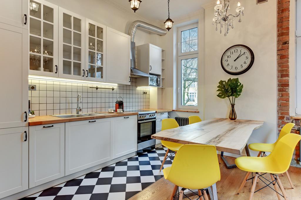 Lion Apartments - Family Stay Sopot Bagian luar foto